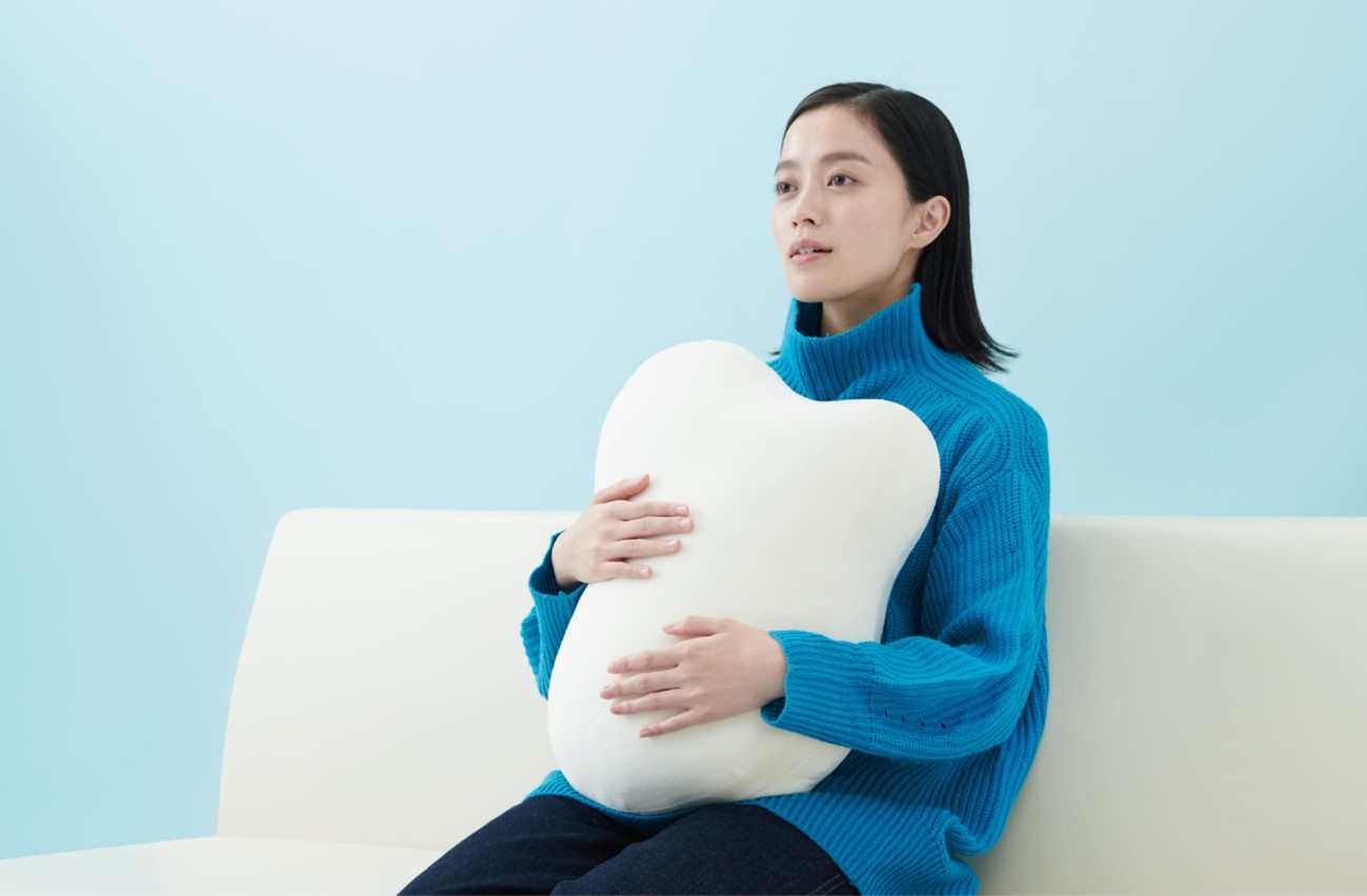 fufuly(フフリー):呼吸するように、ふくらんだり縮んだりするふしぎなクッション