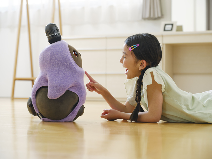 LOVOT（らぼっと）で学べるプログラミングとは？操作方法をご紹介